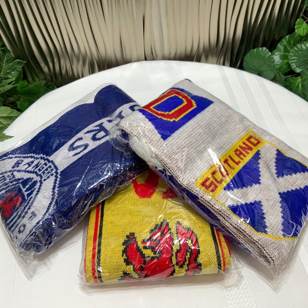 Soccer scarfs